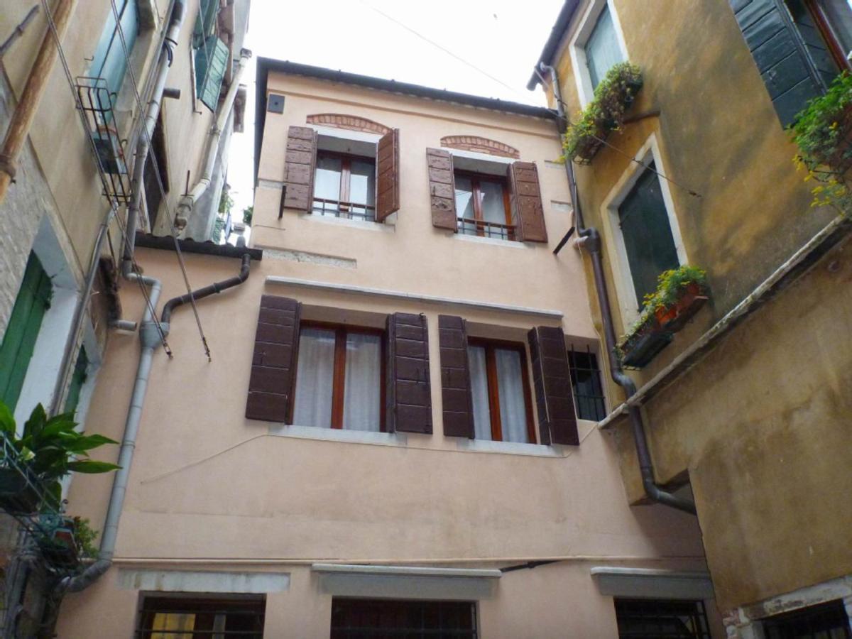 Delicious Apartament Near St. Mark Square Venise Extérieur photo
